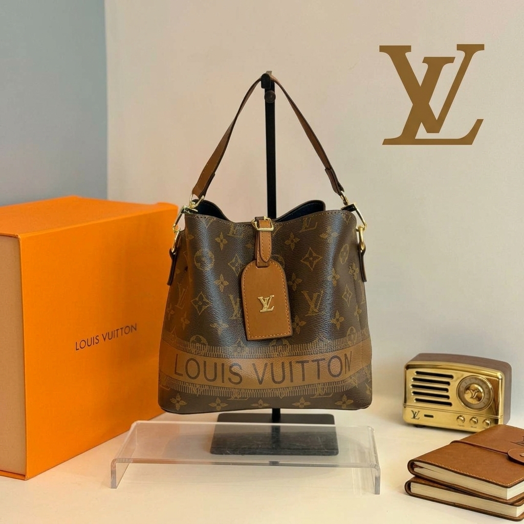 LOUIS VUITTON bag